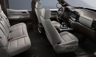 2026 GMC Sierra SLT