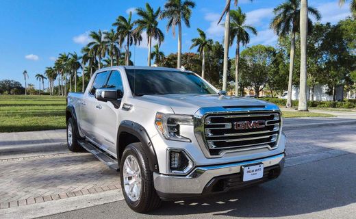 2019 GMC Sierra SLT