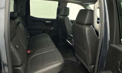 2021 GMC Sierra SLT