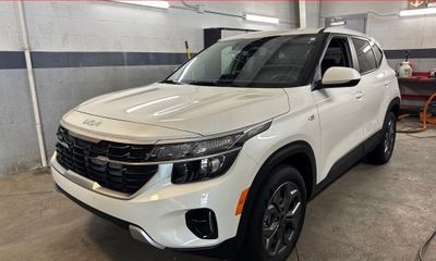 2025 Kia Seltos LX