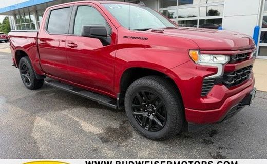 2022 Chevrolet Silverado RST