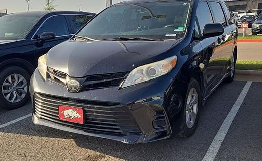 2018 Toyota Sienna L