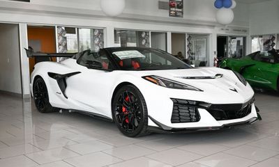 2026 Chevrolet Corvette ZR1 3LZ
