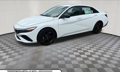 2024 Hyundai Elantra Limited