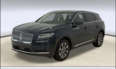 2023 Lincoln Nautilus Standard