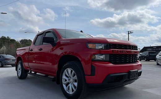2020 Chevrolet Silverado Custom