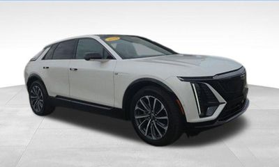 2024 Cadillac Lyriq Sport 1