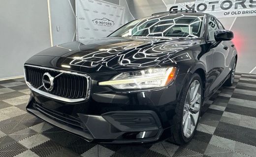 2020 Volvo S60 Momentum