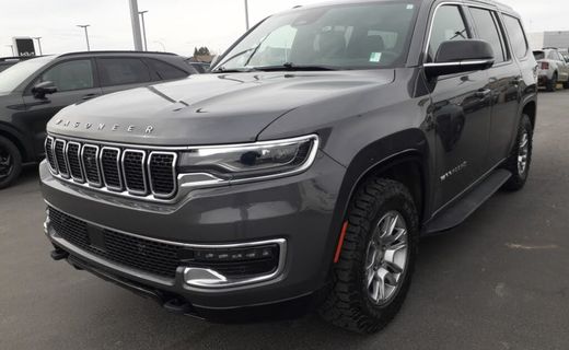 2023 Jeep Wagoneer Base