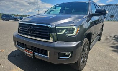 2020 Toyota Sequoia SR5 Grade