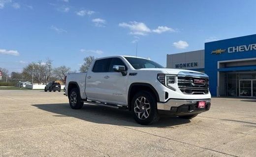 2026 GMC Sierra SLT
