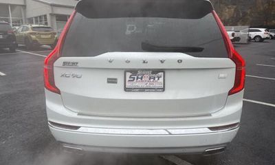 2021 Volvo XC90 Inscription
