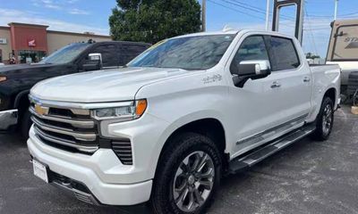 2023 Chevrolet Silverado High Country