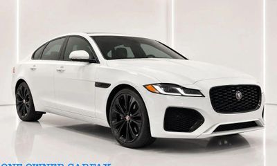 2021 Jaguar XF SE