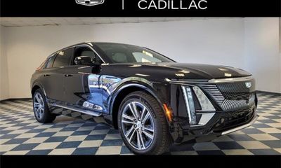 2024 Cadillac Lyriq LUX 1