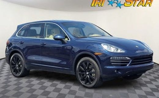 2013 Porsche Cayenne GTS