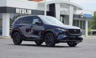 2026 Mazda CX-5 Premium Plus