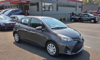 2017 Toyota Yaris L LE SE