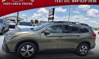 2023 Subaru Ascent Premium 7 ES
