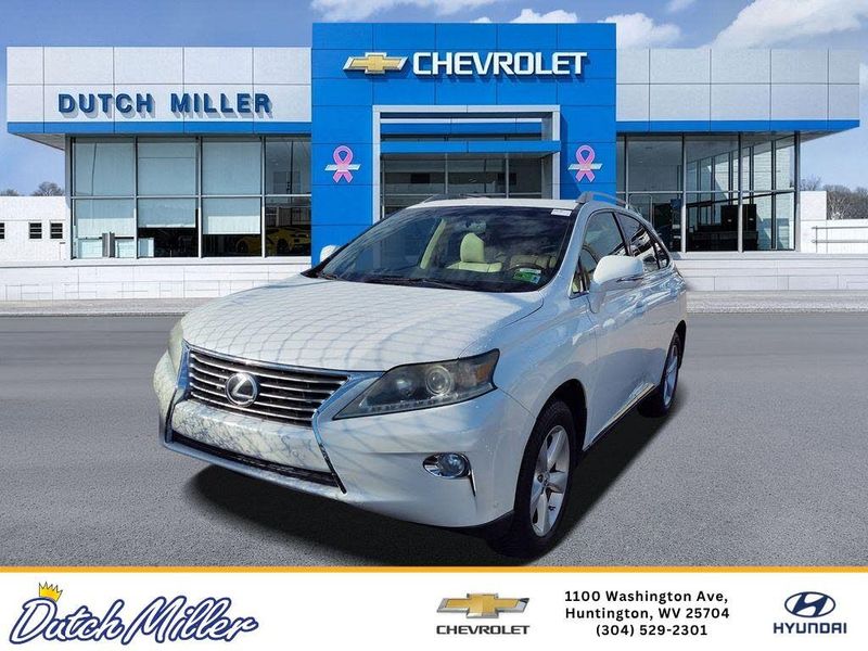 2014 Lexus RX — a typically priced live listing