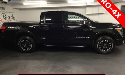2019 Nissan Titan SV