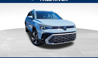 2026 Volkswagen Taos 4MOTION SE