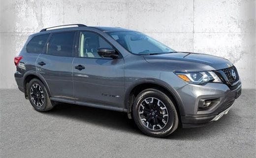 2020 Nissan Pathfinder SL