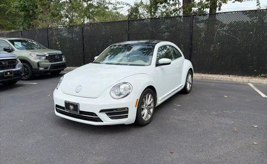 2019 Volkswagen Beetle SE