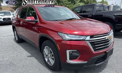 2023 Chevrolet Traverse LT