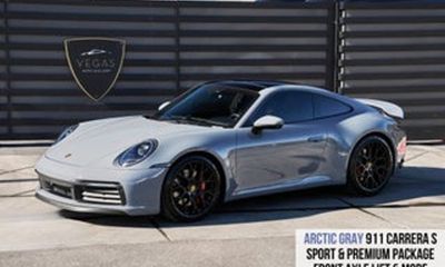 2025 Porsche 911 Carrera