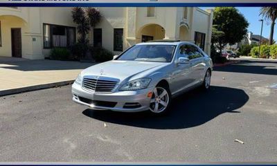 2012 Mercedes-Benz S-Class S550