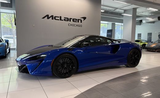 2023 McLaren Artura