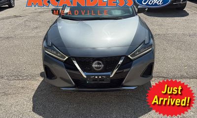 2023 Nissan Maxima SL