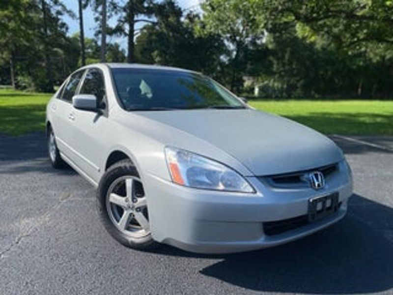 2004 Honda Accord — a typically priced live listing