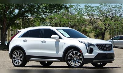 2019 Cadillac XT4 Premium Luxury