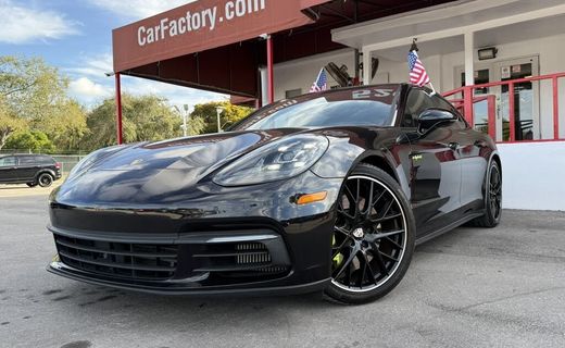 2019 Porsche Panamera 4