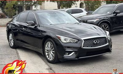 2023 Infiniti Q50 Luxe