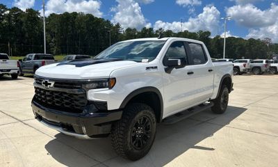 2026 Chevrolet Silverado ZR2