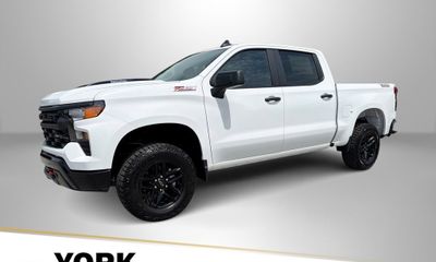 2026 Chevrolet Silverado Trail Boss Custom