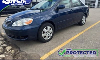 2005 Toyota Corolla LE
