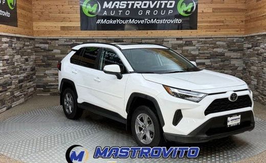 2022 Toyota RAV4 XLE