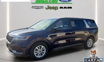 2023 Kia Carnival LX Seat Package