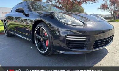 2015 Porsche Panamera Base S