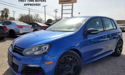 2013 Volkswagen Golf R Base