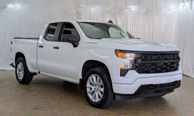 2024 Chevrolet Silverado Custom