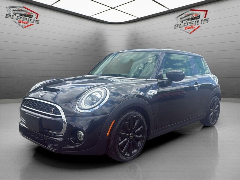 2021 Mini Hardtop — a typically priced live listing