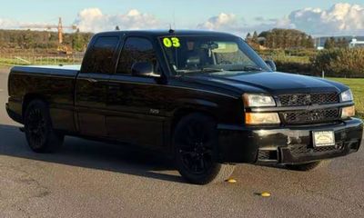 2003 Chevrolet Silverado SS