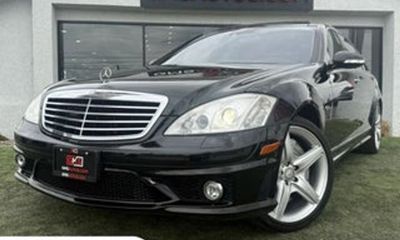 2009 Mercedes-Benz S-Class S63 AMG