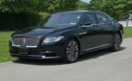 2018 Lincoln Continental Select