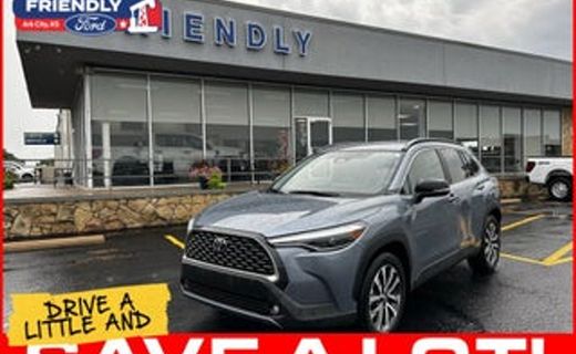 2025 Toyota Corolla Cross XLE